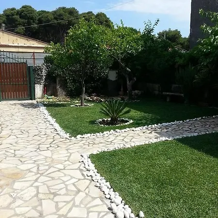 Bed & Breakfast Pasquale A Mare